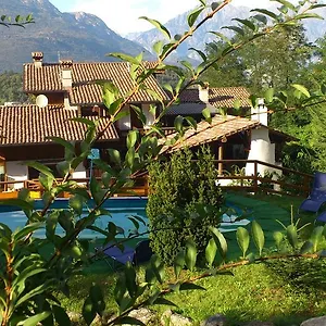 Casa Del Viandante And Couette-café